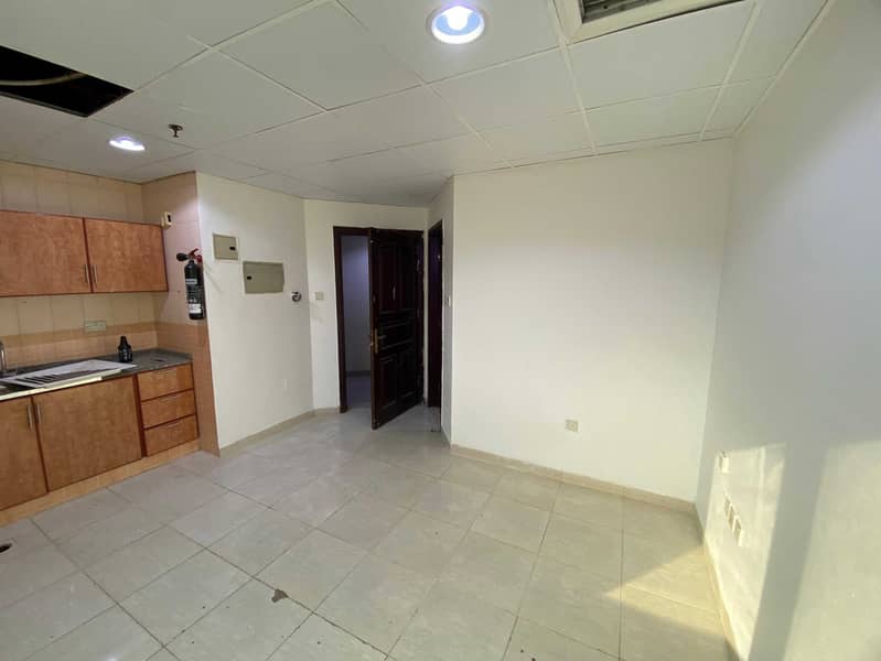 2 9bb9938d-94fe-4cc6-9db0-8746f65eeb20. jpg