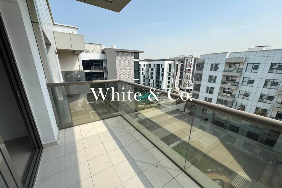 HIGH FLOOR | BRIGHT LAYOUT | POOL VIEW HIGH FLOOR | BRIGHT LAYOUT | POOL VIEW