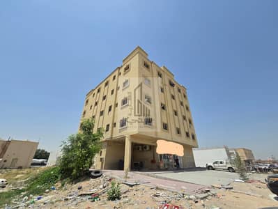 مبنى سكني 10+ غرف نوم للبيع في الجرف، عجمان - 21839eb6-e3c6-4cd4-8627-3708cd6e9c56. jpg