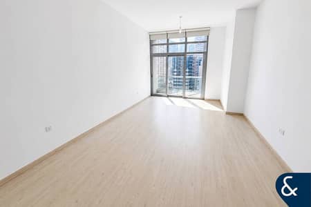 2 habitaciones Apartamento para en Venta en Dubai Marina, Dubai - Apartamento en Dubai Marina,Marina Wharf,Marina Wharf I, 2 dormitorios, 2000000 AED - 16061742 2 habitaciones Apartamento para en Venta en Dubai Marina, Dubai - Apartamento en Dubai Marina,Marina Wharf,Marina Wharf I, 2 dormitorios, 2000000 AED - 16061742