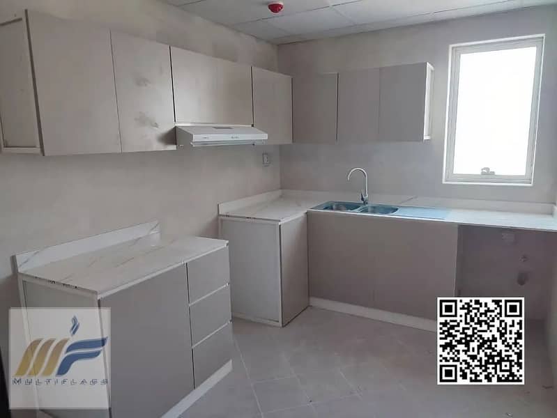 9 859308099-1066x800. webp