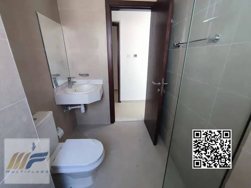 11 859308102-1066x800. webp