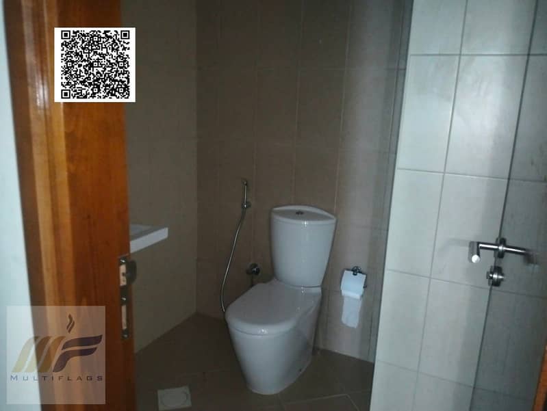 14 f9dc484b-a0af-4688-95b4-80fa0e3ce114. jpg
