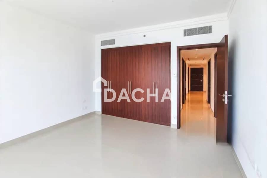 Burj & Fountain View | High floor | Luxury Living Burj & Fountain View | High floor | Luxury Living