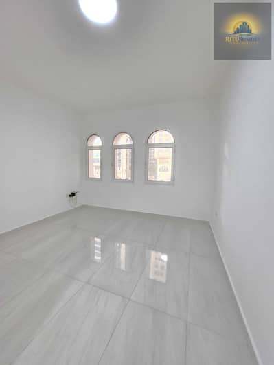 Monolocale in affitto a Al Najda Street, Abu Dhabi - 1000116952. jpg