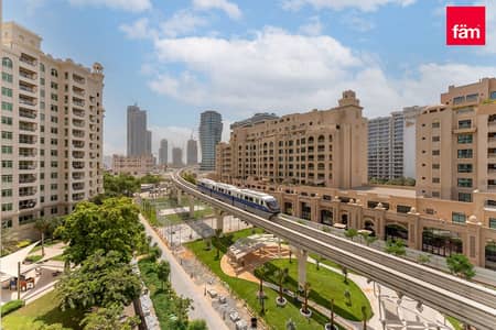 2 Bedroom Flat for Rent in Palm Jumeirah, Dubai - F Type With Maids Ivacant Ibeach Accessi Park View