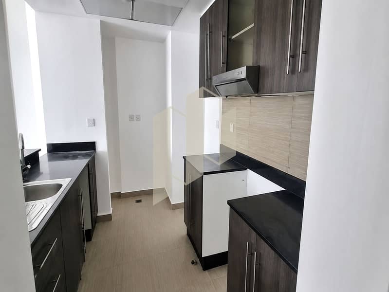 4 03_Kitchen_HD. jpg