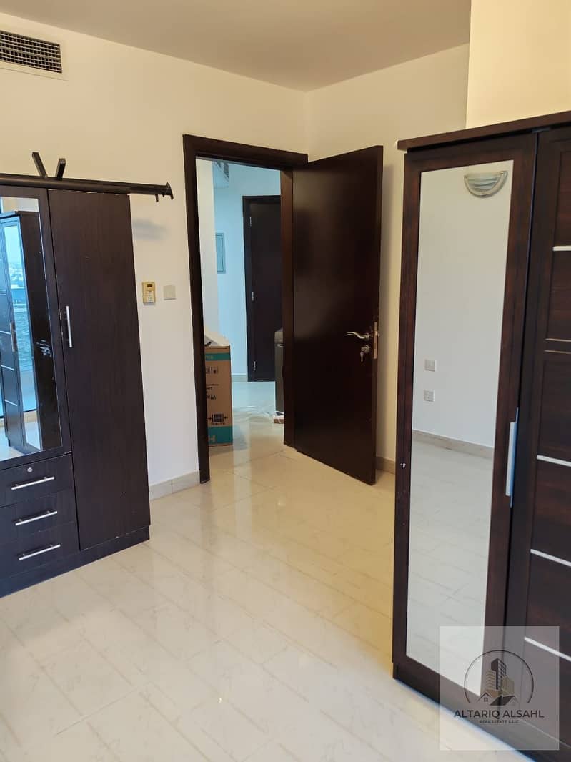 4 JLT 610 (8). jpeg