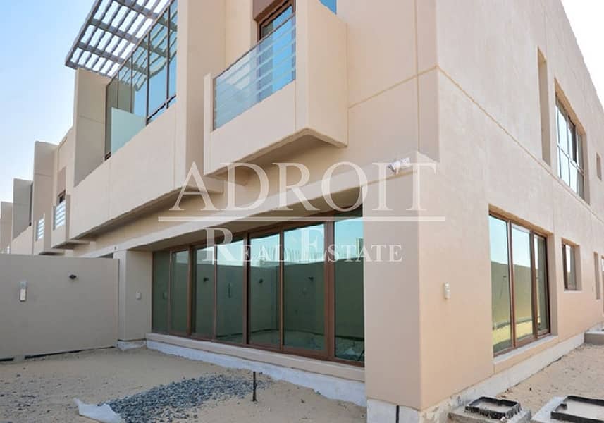 Contemporary finishes | End Unit | Spacious 4BR Townhouse In Grand Views