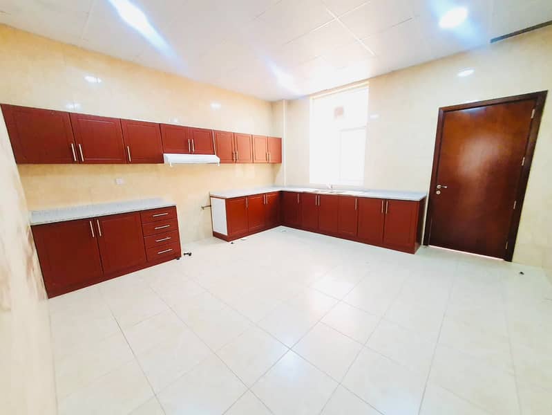 10 165753. jpg