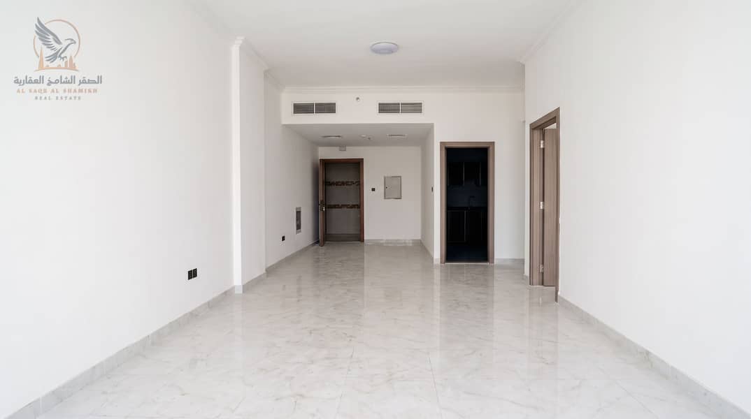 2 Real_estate_photo_enhancement_in…_202608271357. jpeg