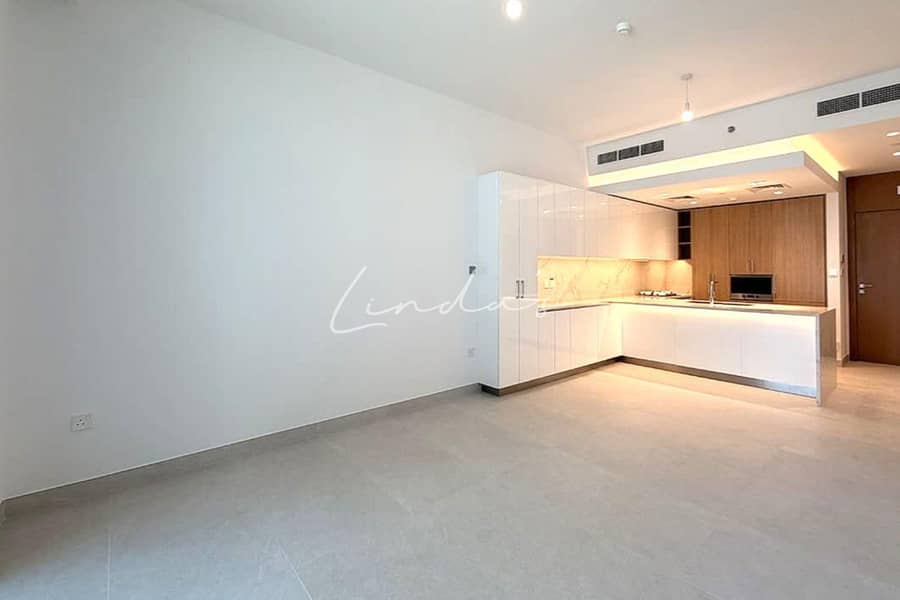 4 images image img