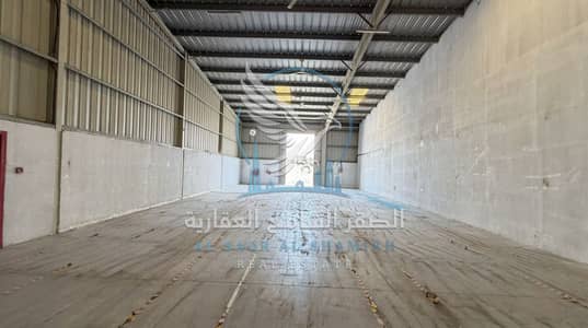 Warehouse for Rent in Industrial Area, Sharjah - واجهة ومدخل المستودع من الخارج. jpeg Warehouse for Rent in Industrial Area, Sharjah - واجهة ومدخل المستودع من الخارج. jpeg