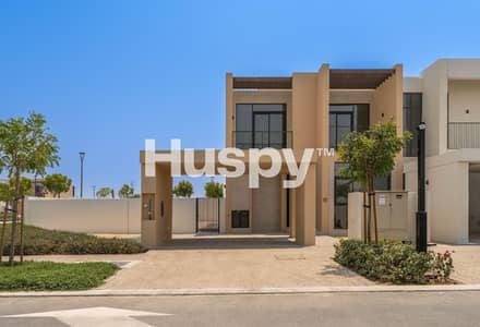 4 Bedroom Townhouse for Rent in Dubai South, Dubai - Corner Unit | Near Amenities | Landcaped