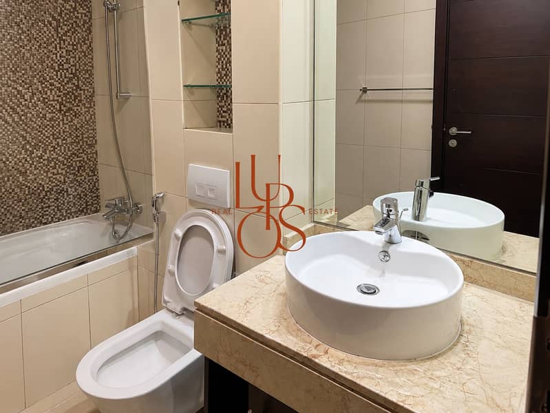 29 Marina_Apartment_10_Bathroom_Vanity. jpg