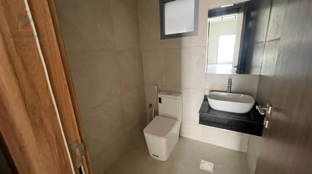 9 اول ساكن غرفتين وصاله مع بلكونه باطلاله مفتوحه في لوكيشن ممبيز قريب من الخدمات العامه 9. jpeg