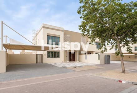 4 Bedroom Villa for Rent in Jebel Ali, Dubai - Vacant | Near Park | Large Plot