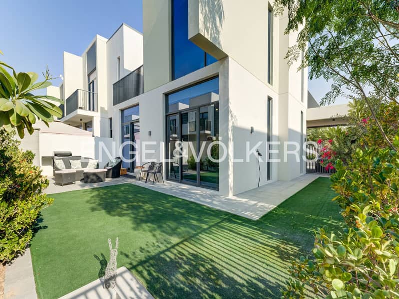 Exclusive | Prime Location | Area Expert Exclusive | Prime Location | Area Expert