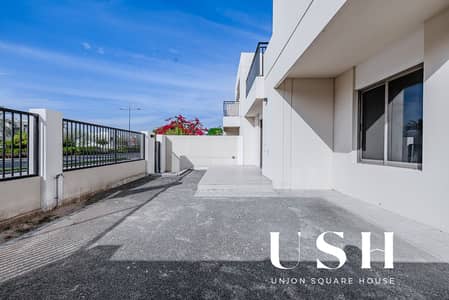 Townhouse de 4 chambres à à louer à Town Square, Dubai - l2. jpg