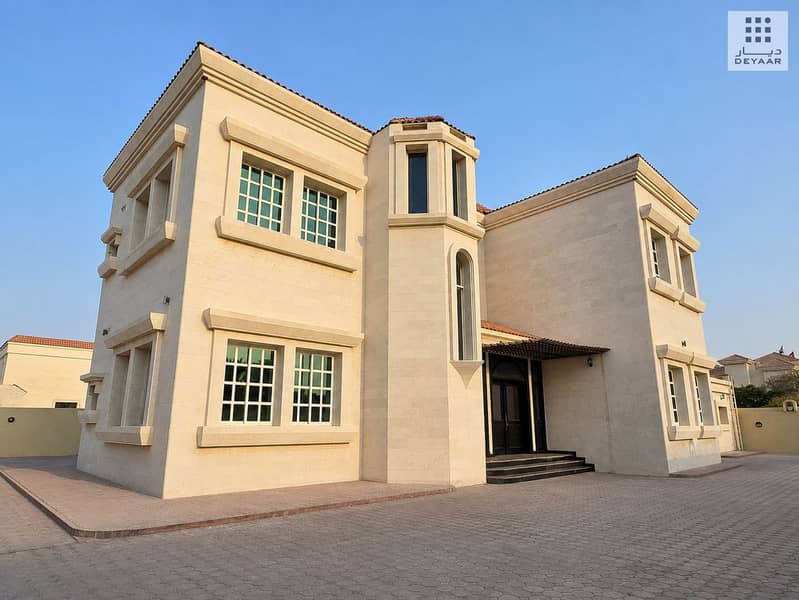 2 02_Villa_Exterior_Angle. png