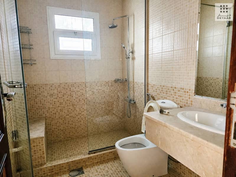 7 12_Bathroom_02. png