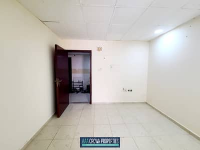 6 habitaciones Villa para en Alquiler en Al Qadisiya, Sharjah - 37ab5b85-2576-4603-ae9c-205895e06c1e. jpeg