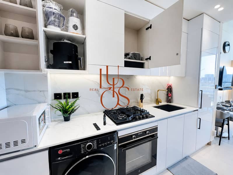 9 Studio_08_Fully_Equipped_Kitchen. jpg