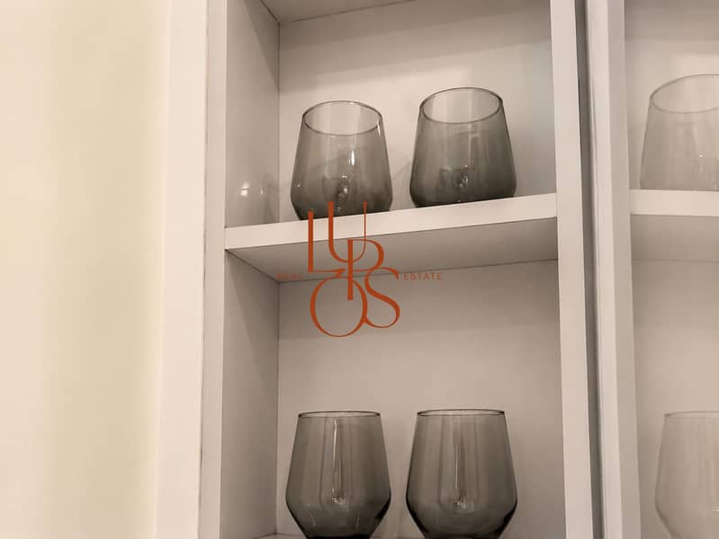 11 Studio_10_Kitchen_Glassware_Storage. jpg