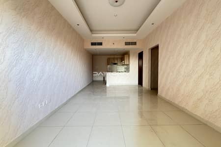 2 Bedroom Apartment for Rent in Dubai Sports City, Dubai - COMMUNITY VIEW | SPACIOUS LAYOUT | READY TO MOVE IN | 2 CHEQUES