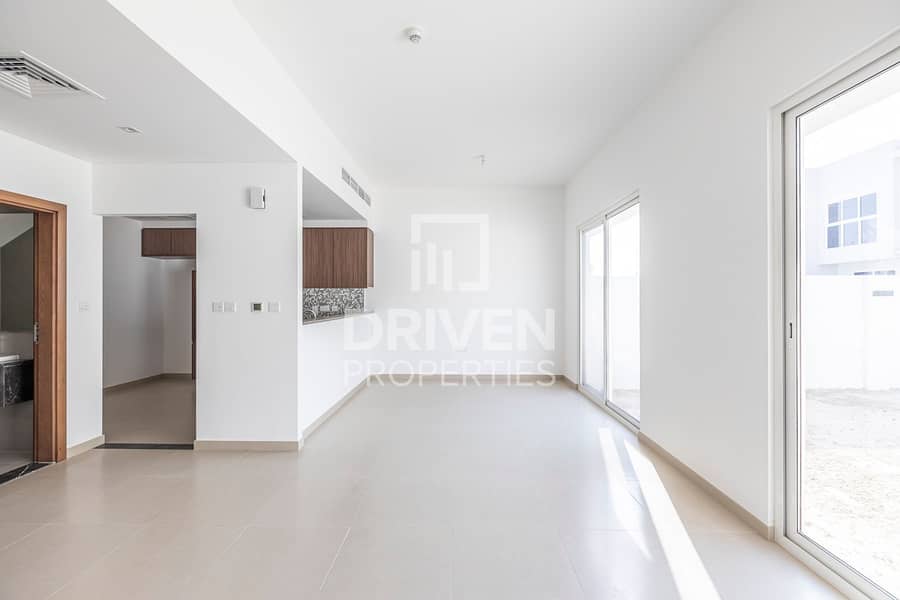 Large Layout | Close to the Pool | Prime Location Large Layout | Close to the Pool | Prime Location