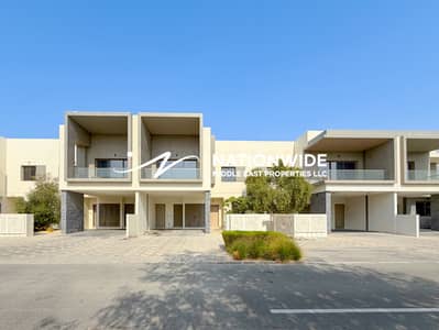 3 Schlafzimmer Townhouse zum zur Miete in Yas Island, Abu Dhabi - Reihenhaus in Yas Island，Yas Acres，Redwoods, 3 schlafzimmer, 270000 AED - 16316120