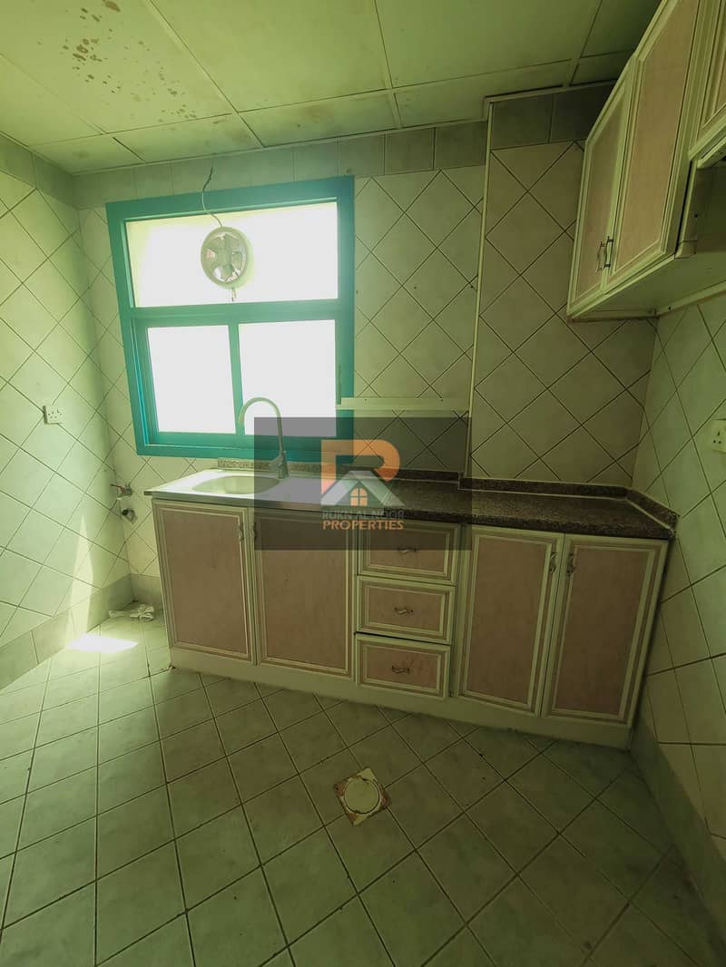 6 35712. jpg