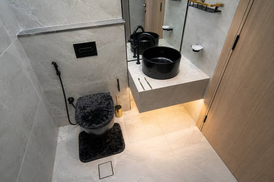 4 washroom. jpeg