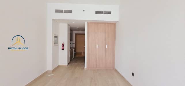 Studio for Rent in Azizi Riviera, Dubai - WhatsApp Image 2026-08-27 at 5.58. 44 PM (1). jpeg