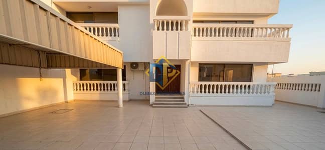 4 Schlafzimmer Villa zum zur Miete in Al Garhoud, Dubai - WhatsApp Image 2026-06-12 at 2.28. 03 PM (1). jpeg 4 Schlafzimmer Villa zum zur Miete in Al Garhoud, Dubai - WhatsApp Image 2026-06-12 at 2.28. 03 PM (1). jpeg