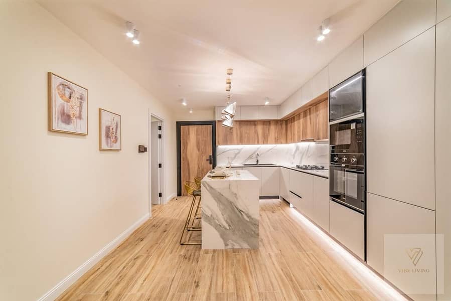 5 show apartment 2. jpg