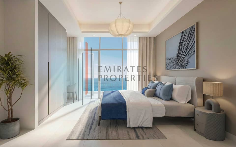 7 BEDROOM-WITH-SEA-new. jpg