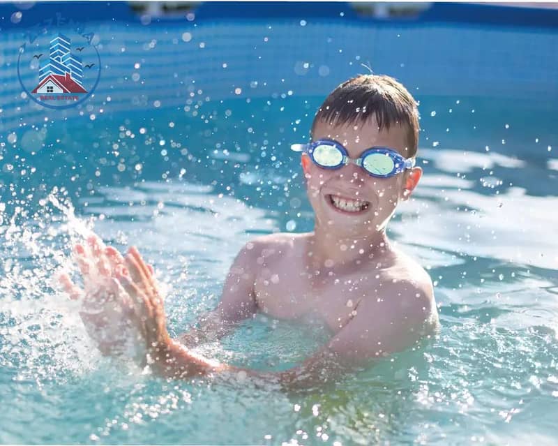 3 Amenities-Ruby-920x735px-pool. webp