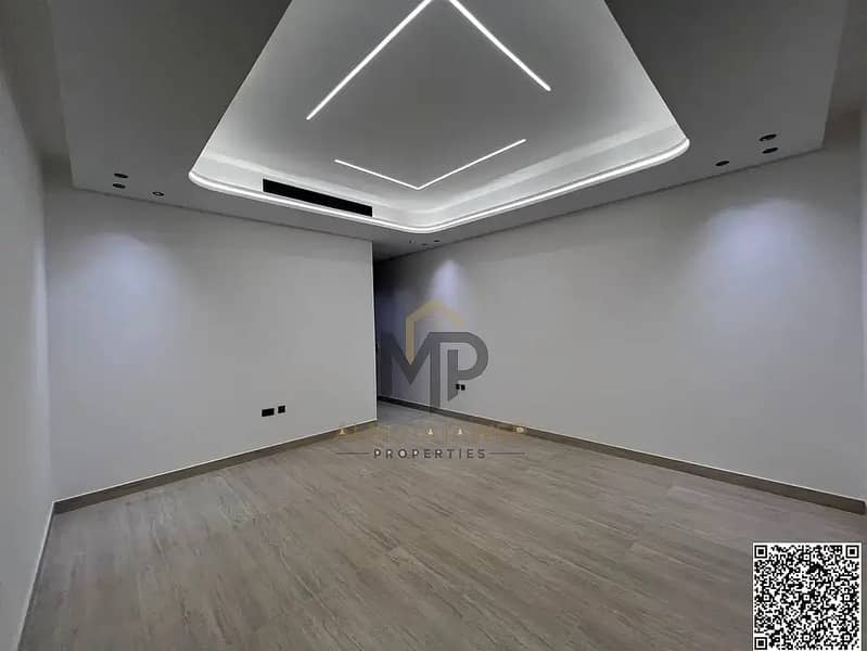 8 849095650-1066x800. webp