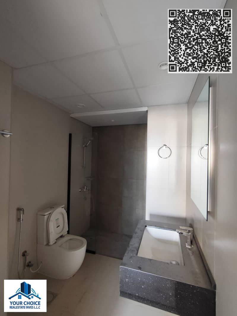 16 0e61e0f5-fce5-4351-be85-e27bf1d46baf. jpg