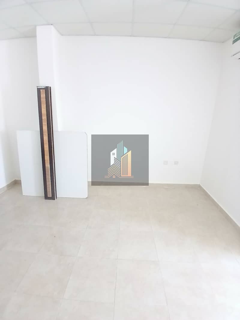 3 92227. jpg