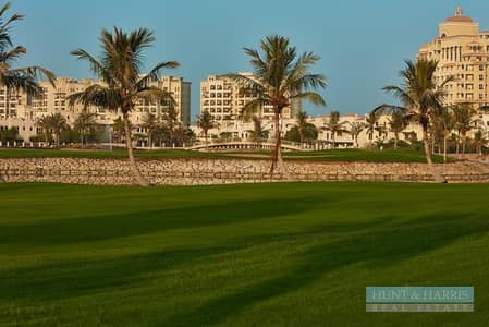 4 habitaciones Townhouse para en Alquiler en Al Hamra Village, Ras Al Khaimah - Casa adosada en Al Hamra Village，Al Hamra Village Town Houses, 4 dormitorios, 135000 AED - 16319335