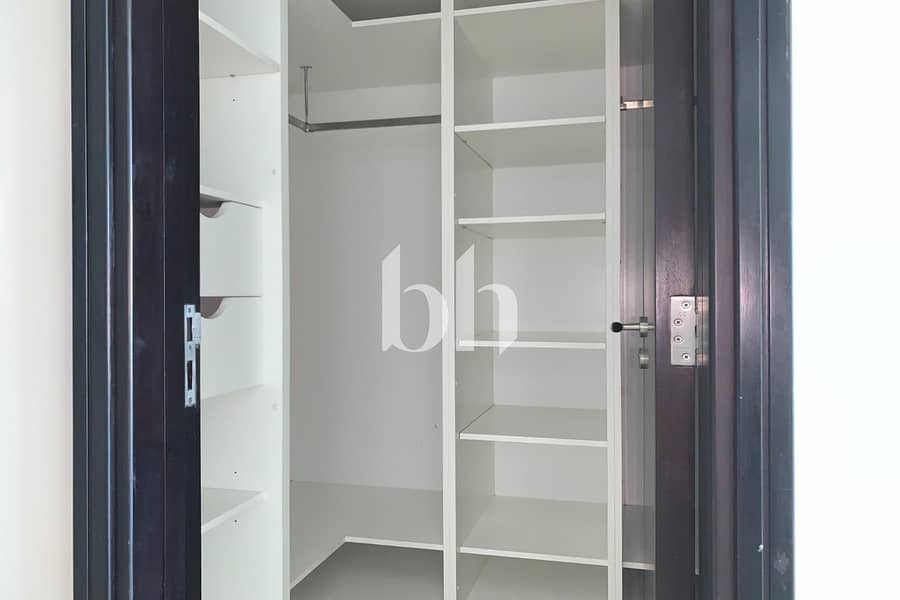 8 images image img