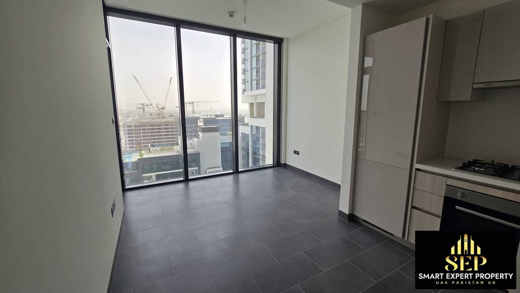 4 WhatsApp Image 2026-08-25 at 3.10. 17 PM. jpeg