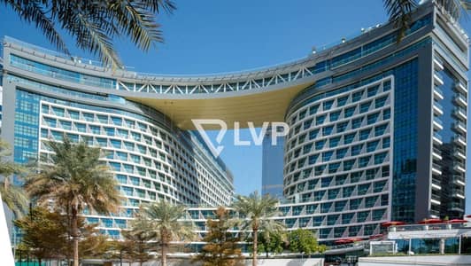 استوديو  للايجار في نخلة جميرا، دبي - شقة في سيفين بالم (برج A)،نخلة جميرا 90000 درهم - 16320376