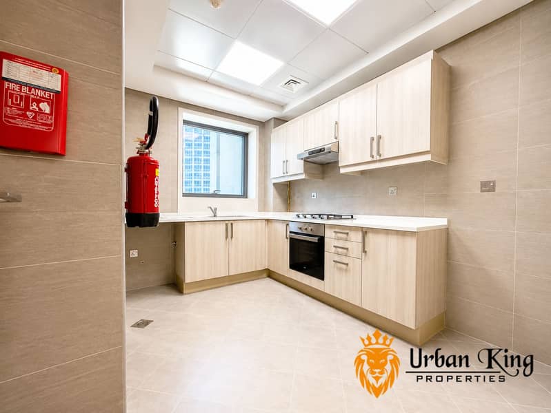 4 A591C007-7264-450F-8134-37A20D7EFAD2. png