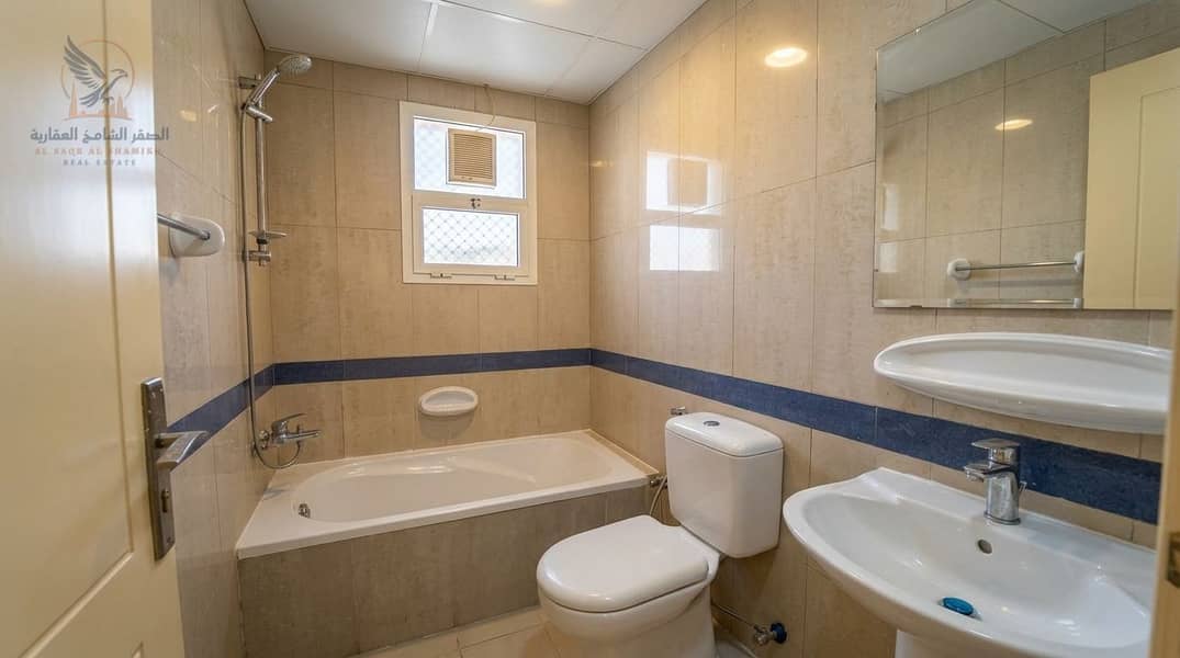 15 Real_estate_photo_enhancement_in…_202608281401. jpeg
