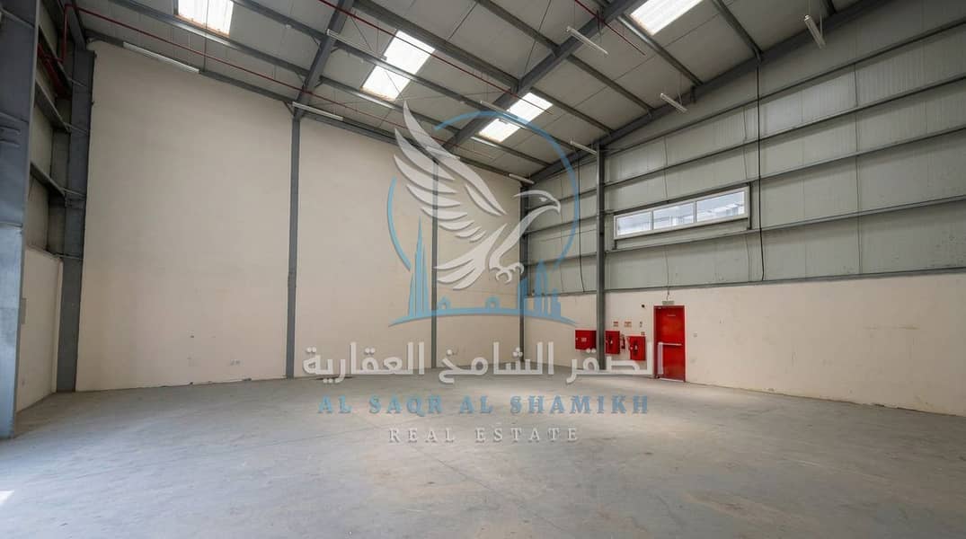 2 مساحة مستودع واسعة — Spacious Warehouse 6. jpeg