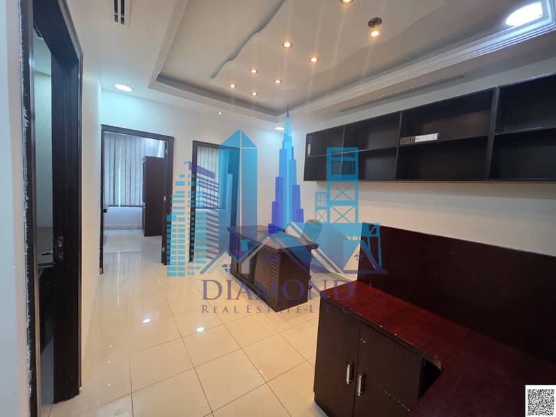 8 33310bd0-b197-411b-aed6-766b539d9732. jpg