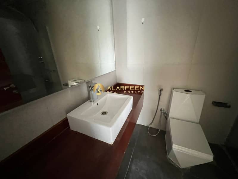 21 256abb68-8803-4ebf-af19-2cd3311cbed0. jpg